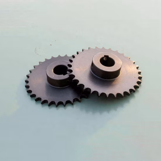 Estándar ANSI DIN o personalizar Piñón de óxido de acero inoxidable Transportador de transmisión industrial Piñón de cadena de motocicleta con rueda guía Thriplex dúplex simplex